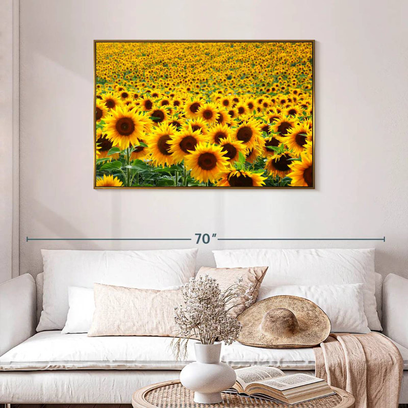 Champ de tournesols sans fin, Cadre flottant doré, 43 po x 29 po