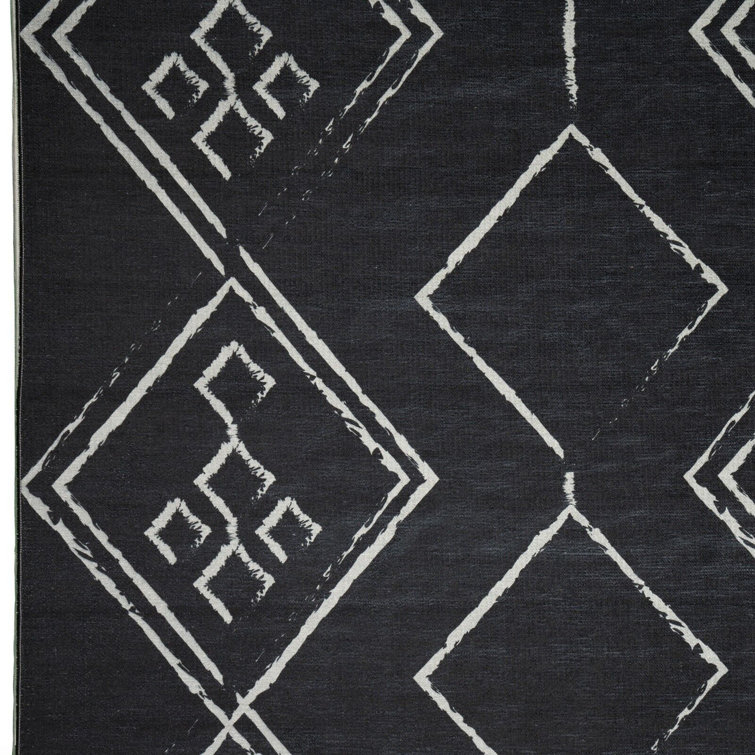 Union Rustic Gorka Performance Black/White Rug