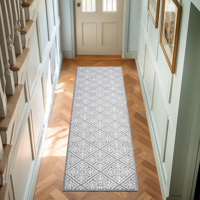 Austell Machine Woven Synthetic Geometric Area Rug, Runner 2'2" x 6', Light Gray/Natural