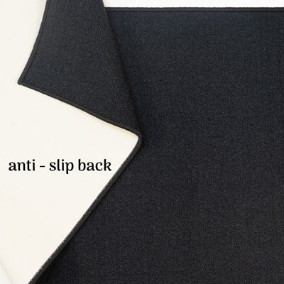 Tapis noir antidérapant sur mesure à profil bas