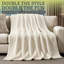 Couverture en molleton moelleux avec revers en sherpa-100354103-100354105