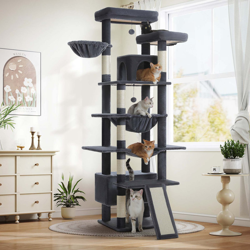 Arbre à chat à plusieurs niveaux pour chats d'intérieur avec hamac, rampe à gratter, perchoirs supérieurs, condos confortables et poteaux à gratter