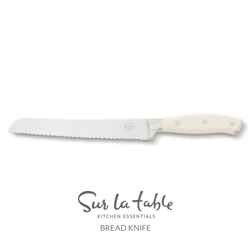 Couteau à pain en acier allemand Sur La Table Essential Kitchen, lame de 8 pouces en acier inoxydable - Couteau de cuisine professionnel avec manche blanc et manche forgé