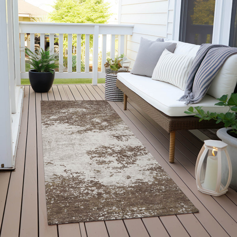 Tapis intérieur / extérieur brun Aera , 2 pi 3 po x 7 pi 6 po