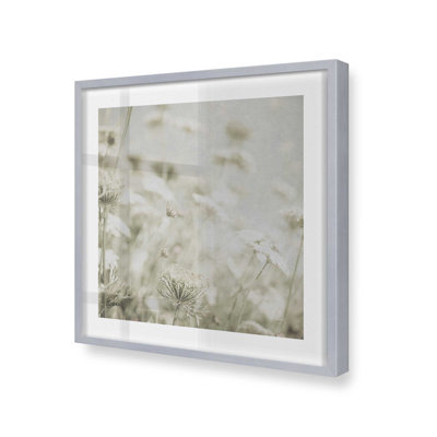 «Pastel Wildflower Whispers II», reproduction sur toile 