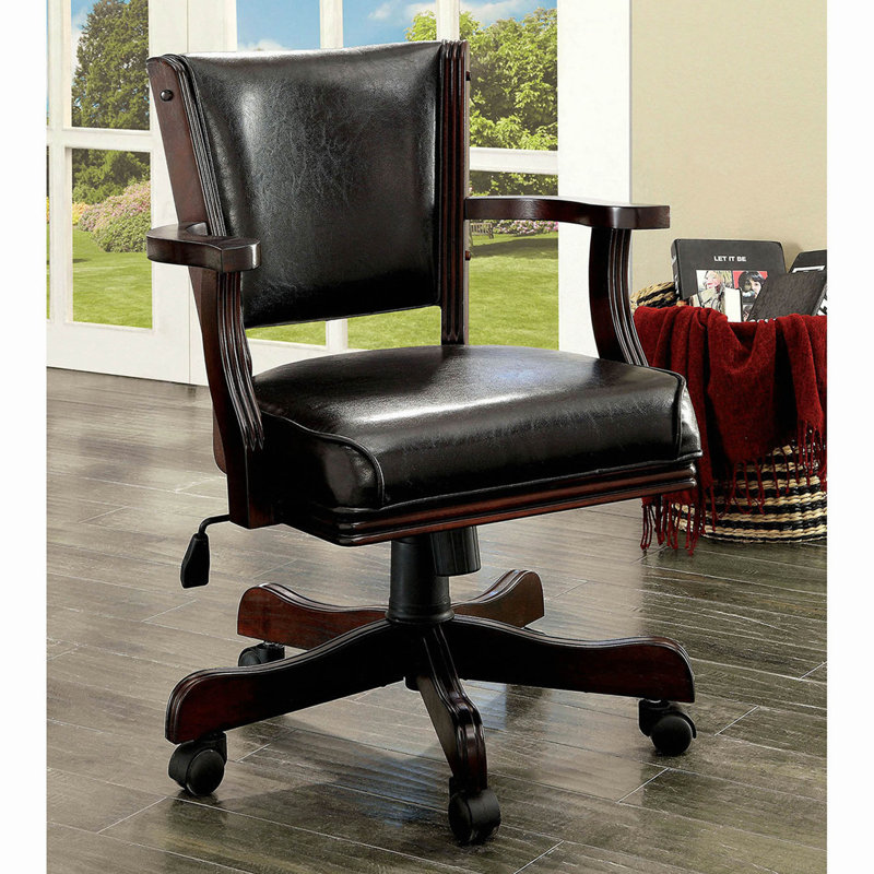 Fauteuil en cuirette avec roulettes