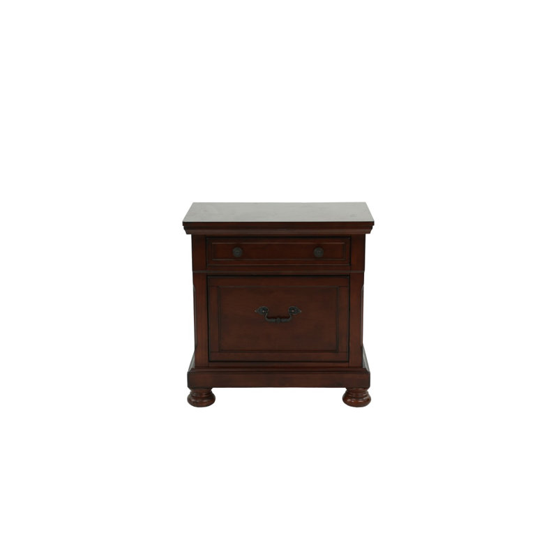 Table de chevet en cerisier antique