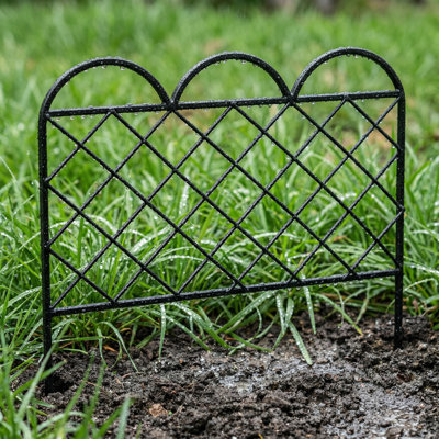 20'' H x 24'' W Metal Fencing Decorative Garden Fence Dog Fence (Set of 5)