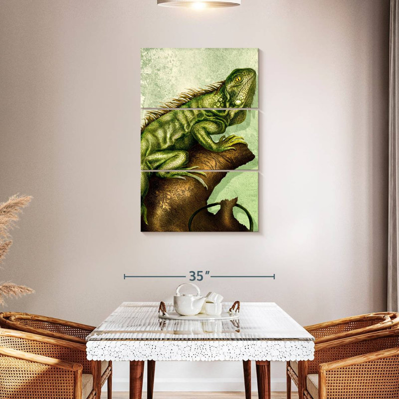 Brampt Iguana, 45" H x 28" W