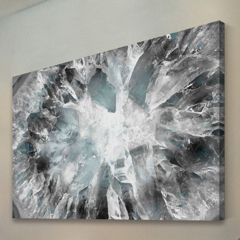 « cristallin blanc », reproduction d’art sur toile tendue, H 12 po x l 18 po x P 1,5 po