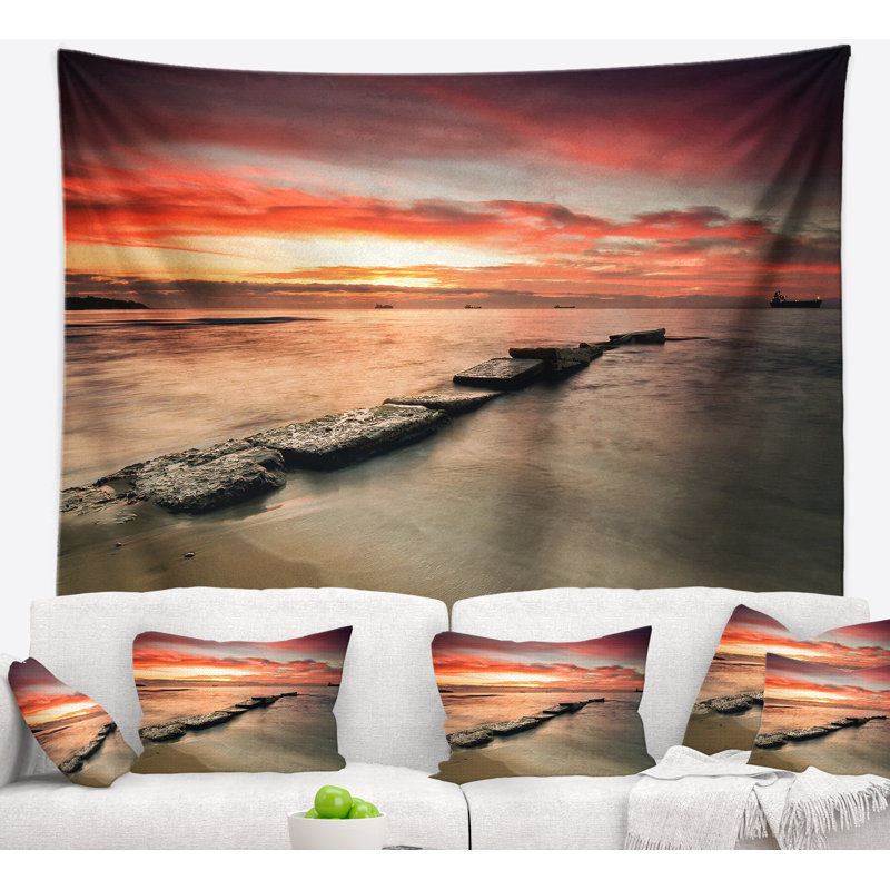 Tapisserie de plage magnifique lever de soleil sur l'océan noir, H 50 po x l 60 po