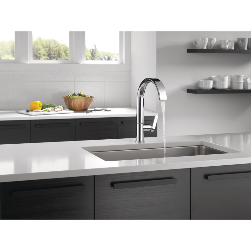 Keele Chrome Kitchen Faucet with Pull Down Sprayer, Modern Single Hole Kitchen Sink Faucet, Single Handle, Chrome, Chrome