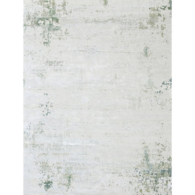 High-Quality Hand-Knotted Ivory And Light Green Area Rug
