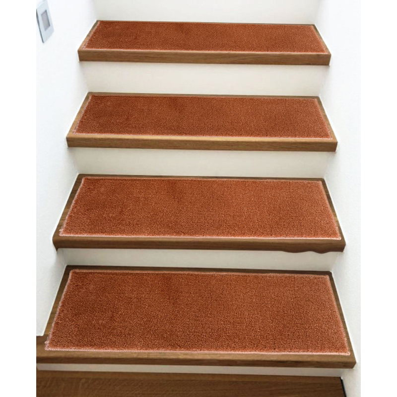 Tapis d'escalier de taille personnalisée par pouces de couleur unie (ensemble de 13), Brun, Tapis de couloir 7 po x 26 po