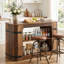Îlot de cuisine rustique de 55 po avec tablettes de rangement, table de bar industrielle avec détails en métal noir et espace pour les jambes, table de pub peu encombrante pour les petites cuisines