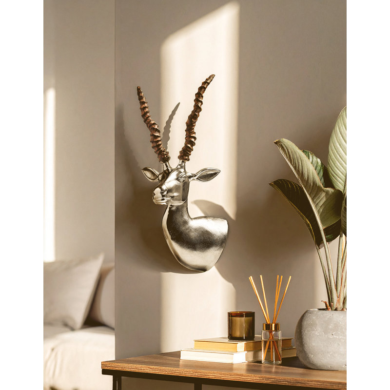 Wall Decor on Metal
