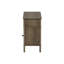 Table d'appoint élégante en stratifié chêne foncé, style transitionnel pour les chambres, avec tablette ouverte et rangement. Meuble de bout en stratifié facile à assembler.