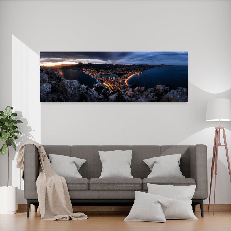 «Calp After Sunset», architecture abstraite, art mural, H 20 po x l 60 po