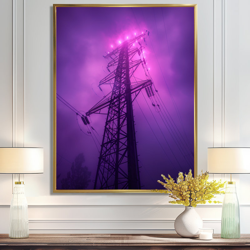 Éclipse mauve, lignes électriques - Photo II, Cadre flottant doré, H 20 po x l 12 po x P 1 po
