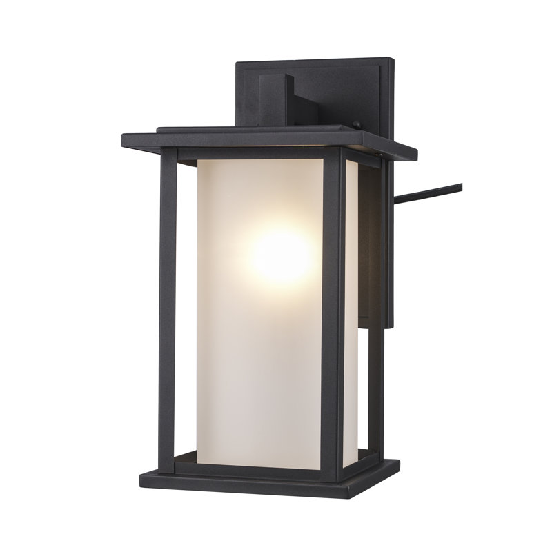 Lanterne murale d'extérieur Shaakar, H 17,9 po x l 10 po x P 10,9 po