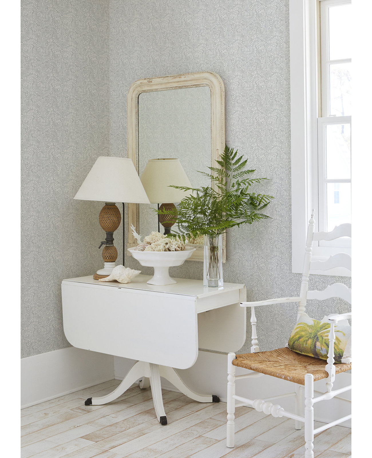 Cedric Floral Wallpaper, Gray