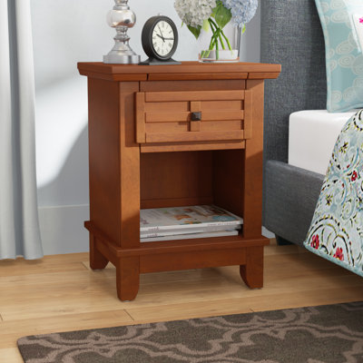 18'' W Nightstand