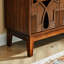 Buffet 60 po 4 portes en bois massif sculpté avec tablettes réglables-1055553001