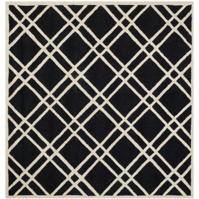 Deedgra Hand Tufted Wool Geometric Rug