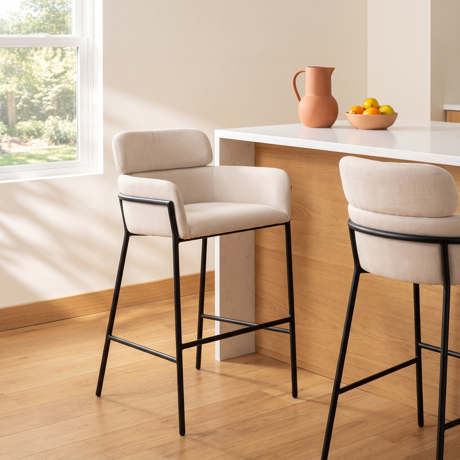Inanna 30" Bar Stool