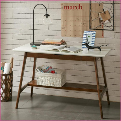 Bureaux Mid-Century avec plateau blanc cassé, base en pacane, tablette inférieure et amp; Tiroir, l 48 po x P 24 po x H 30 po | Blanc cassé + pacane | Bois