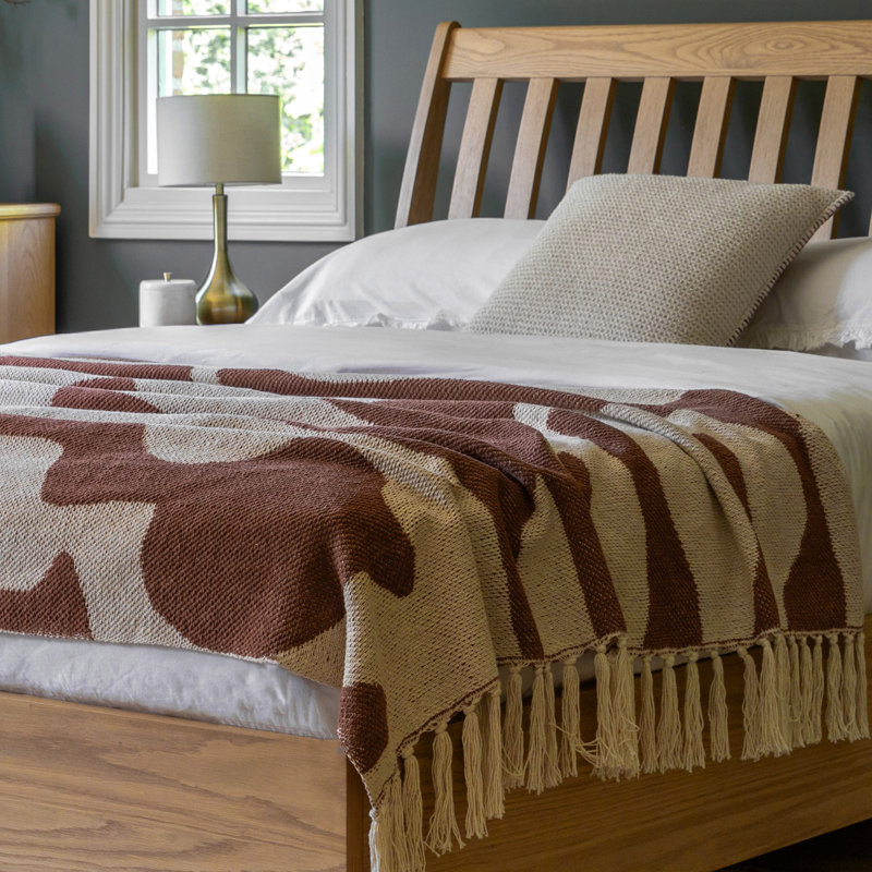 Bed, Kingsize (5')