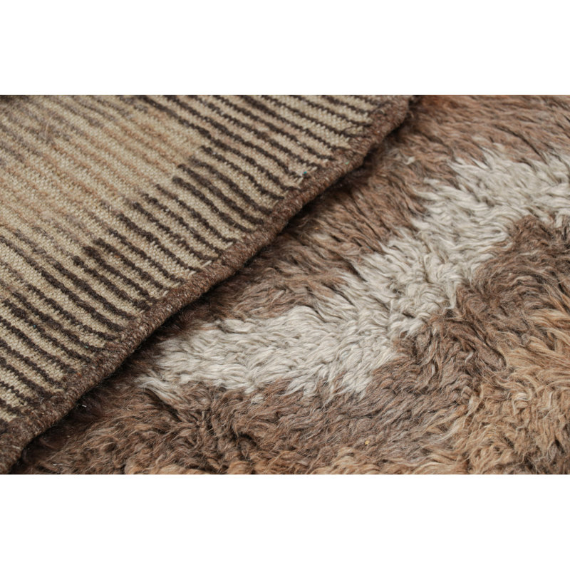 One-of-a-Kind 2'6”x6'9” Hand Knotted Area Rug