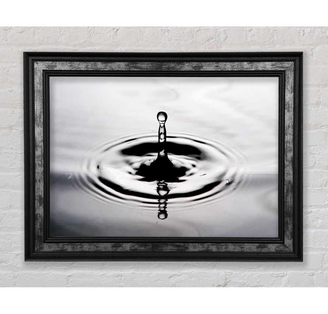 Grey Water Splash - Einzelner Bilderrahmen Kunstdrucke