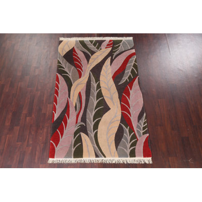 Tapis noué à la main unique en son genre