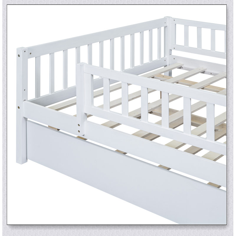 Lit de jour en bois avec couchette et barrière de sécurité, Complet/Double, Blanc