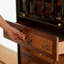 Armoire d'appoint de style rétro classique français