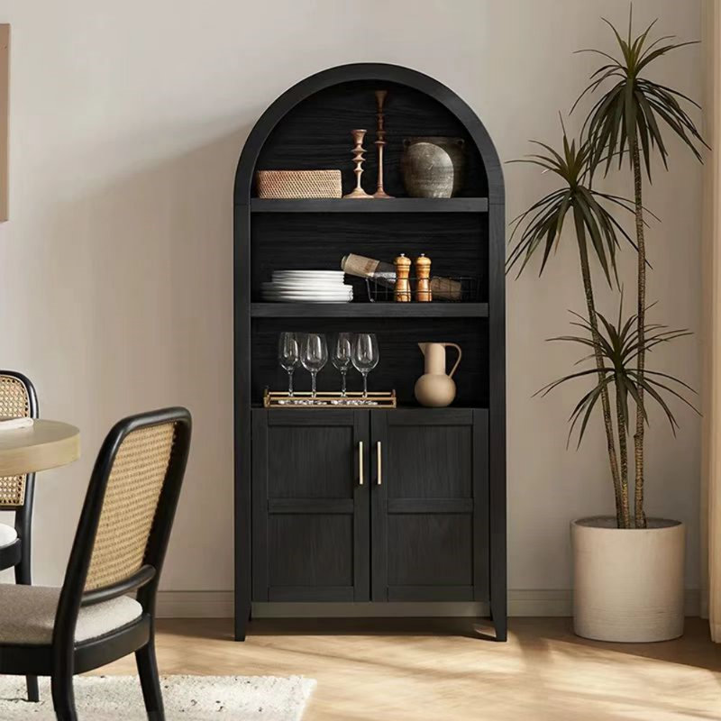 Vitrine simple et luxueuse à la française, Noir
