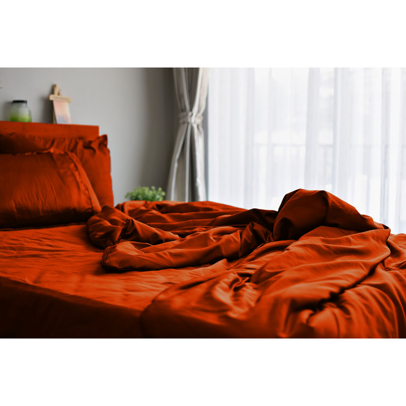 6 Piece Rayon Guest Room Sheet Set Case Pack, Autumn Orange, Full Sheet Set + 1 Fitted Sheet + 4 Pillowcases