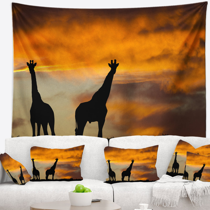Tapisserie silhouette de faune africaine, H 32 po x l 39 po