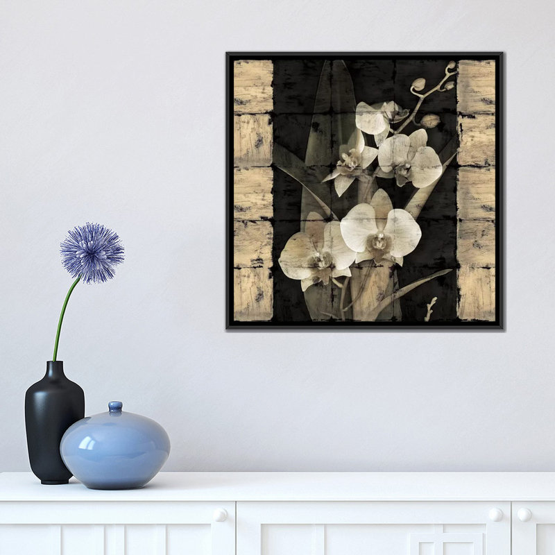 «Orchids in Bloom II», impression sur toile, H 18 po x l 18 po x P 1,5 po, Toile avec cadre noir, Pas de tapis