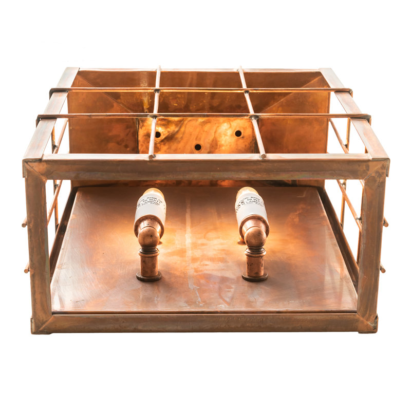 Coachman - Light Outdoor Wall Lantern
