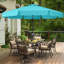 Parasol de marché Holmquist avec cantonnière festonnée, inclinaison et relevage-303353553-377547165