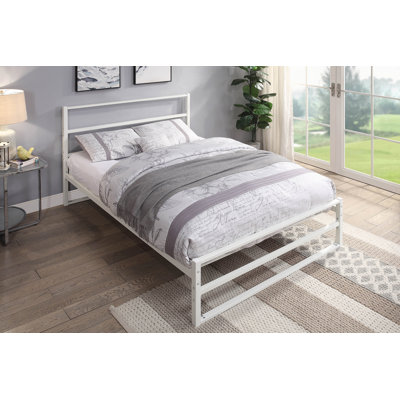 Clermont Bed