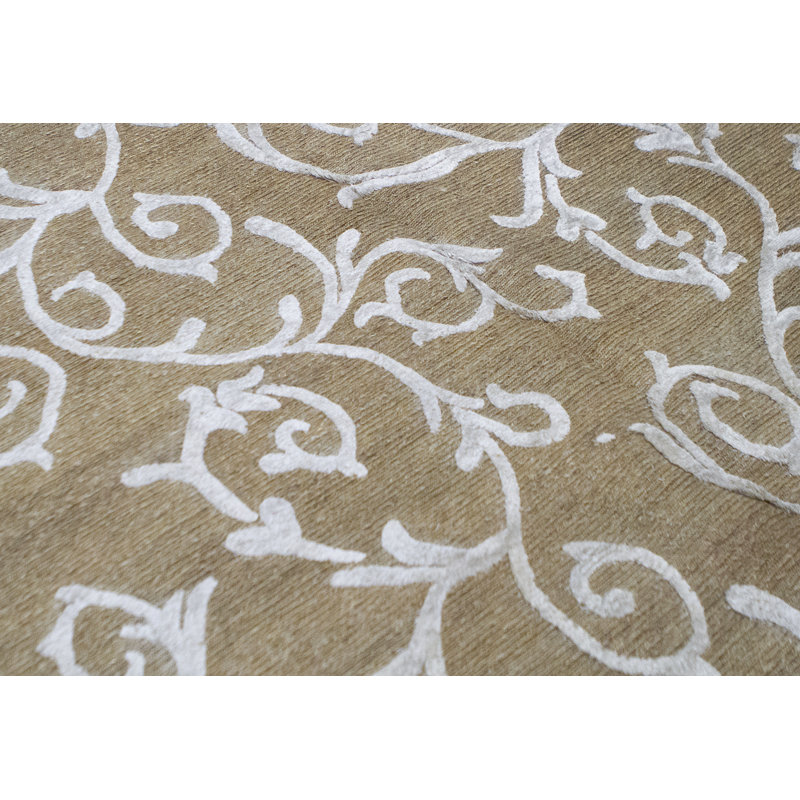 Floral Area Rug in Caramel