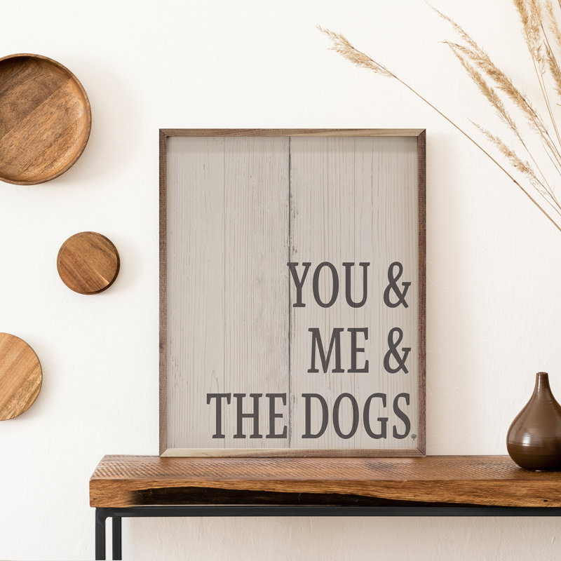 And The Dogs Whitewash, H 40 po x l 32 po