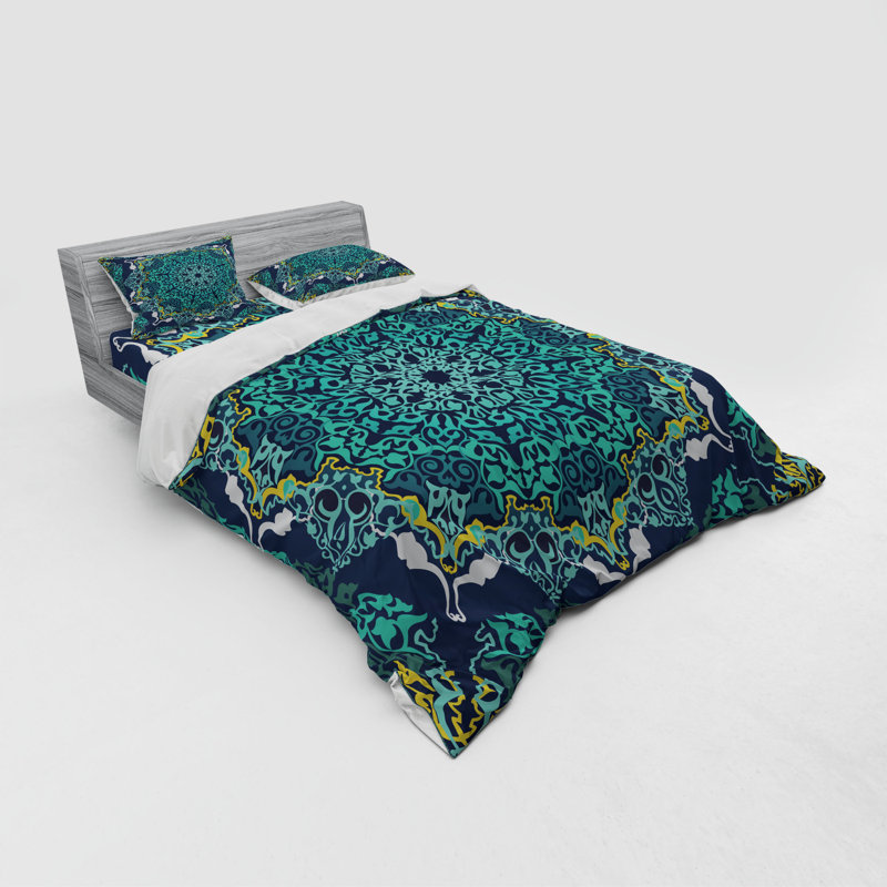 Eclectic Polyester Abstract Duvet Cover, Queen Duvet Cover + 3 Additional Pieces