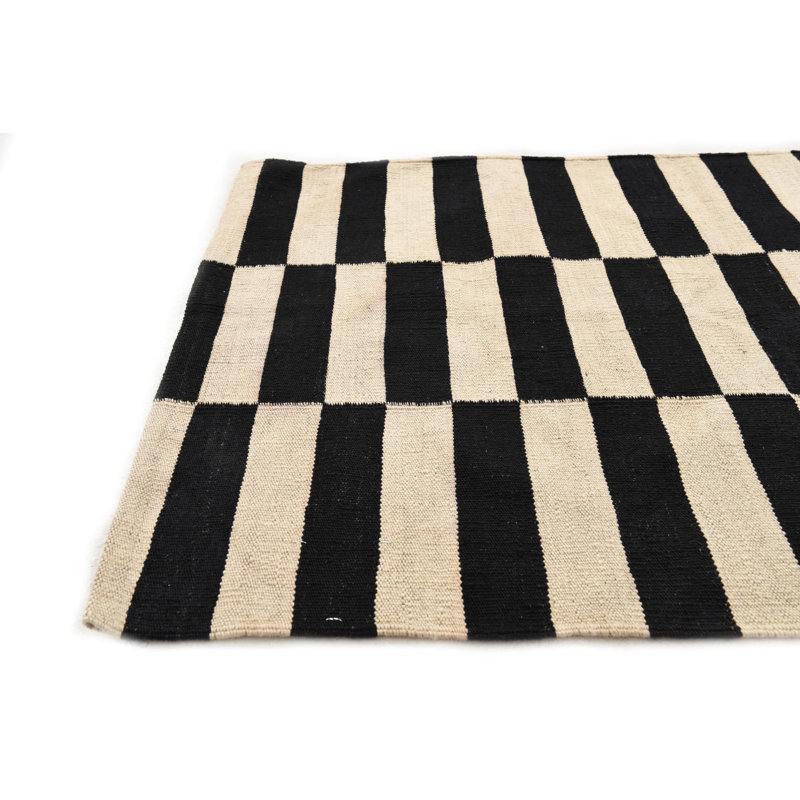 Tapis noir et blanc Noor