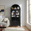 Armoire en dôme, faite de matériaux de haute qualité et de fabrication antique, avec un grand espace de rangement