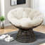 Chaise d'appoint moderne en osier, structure ergonomique en acier, idéale pour le salon