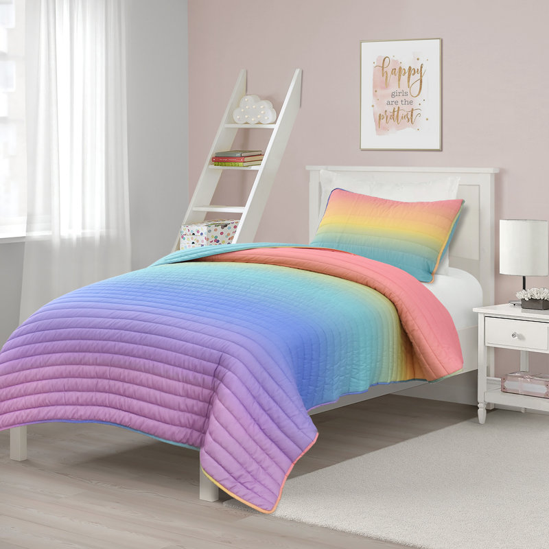 3 - Piece Quilt Set, Twin Quilt + 1 Standard Sham + 1 Throw Pillow
